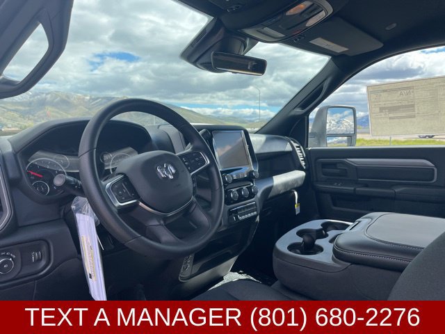 New 2026 RAM 3500 Tradesman w/ Chrome Appearance Group A AWD/4WD image 14