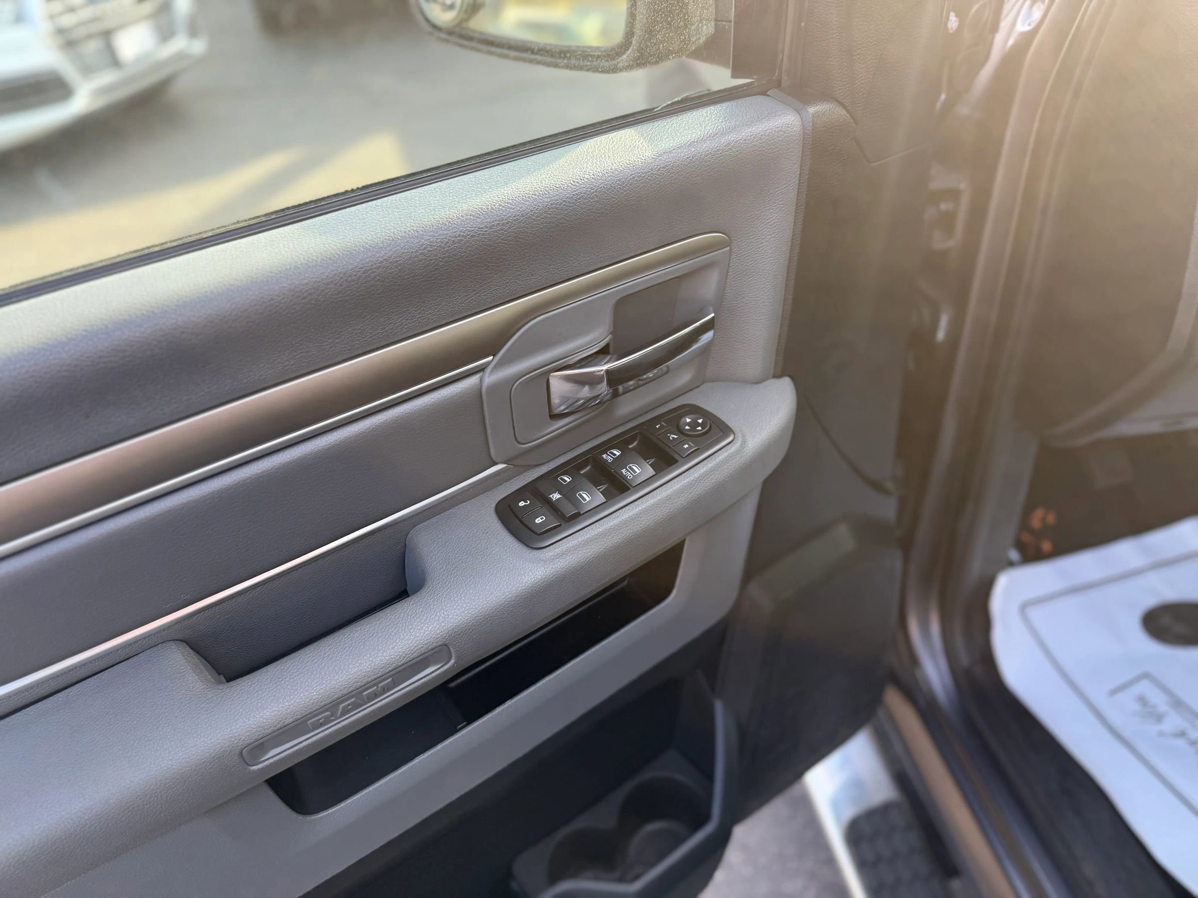 Used 2016 RAM 1500 Big Horn image 15