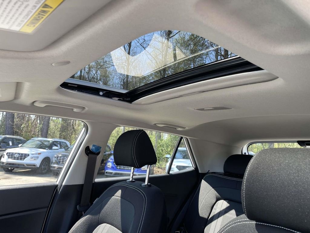 New 2026 Hyundai Venue SEL image 17