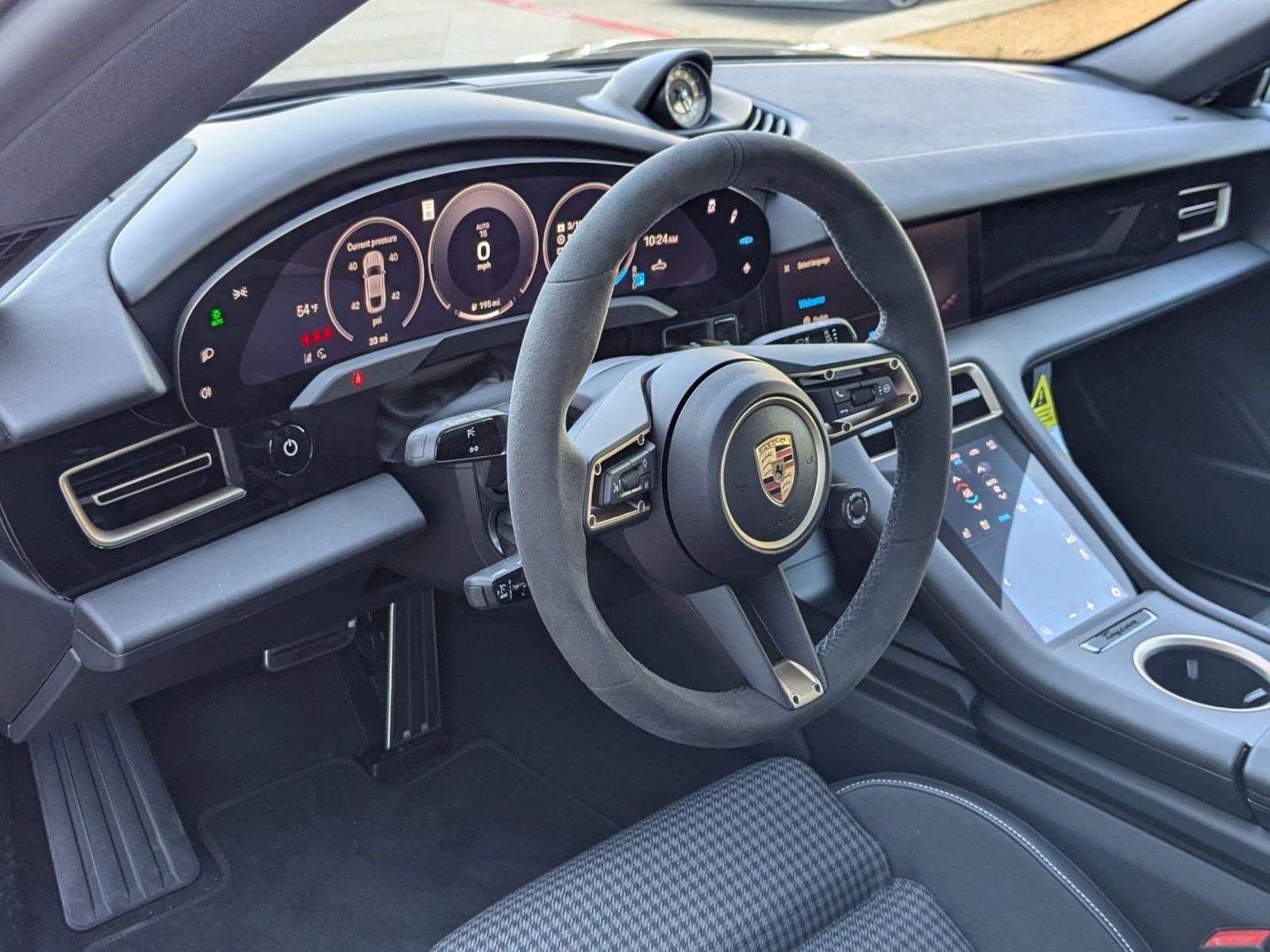 New 2025 Porsche Taycan 4S AWD/4WD image 4