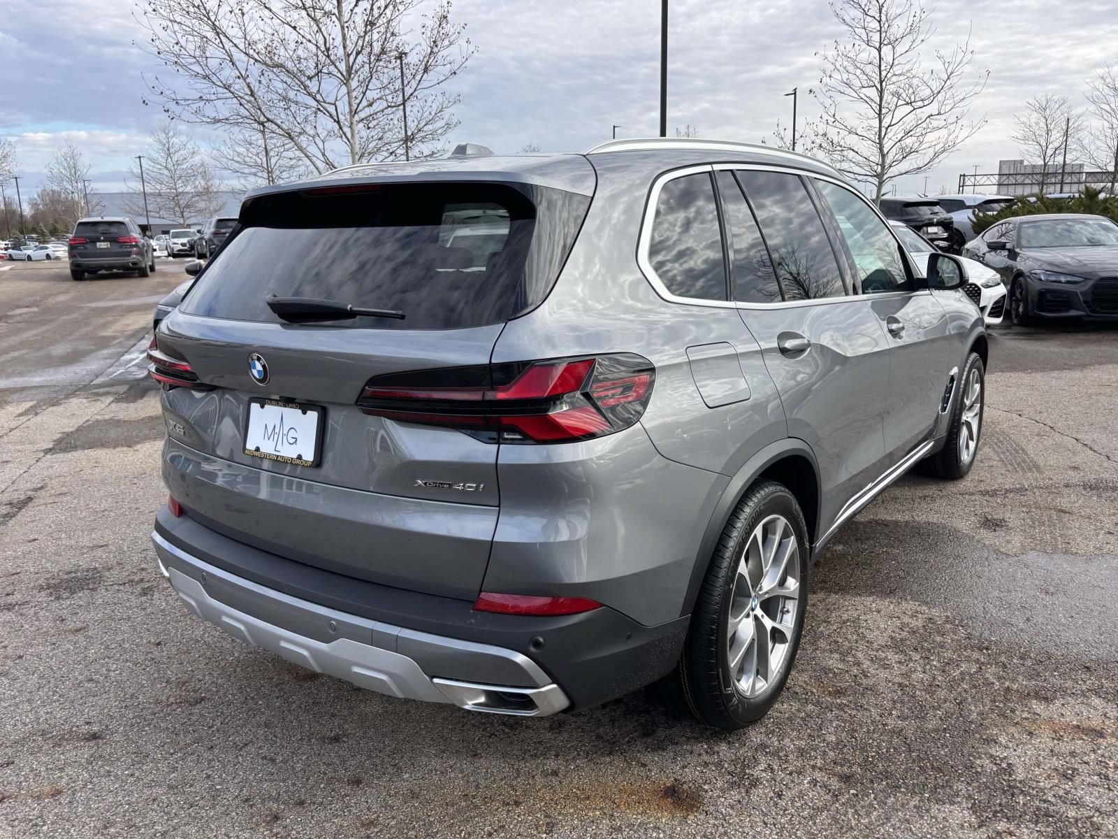 New 2026 BMW X5 xDrive40i w/ Climate Comfort Package AWD/4WD image 7