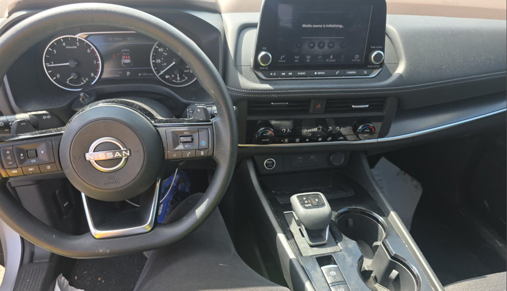 Used 2023 Nissan Rogue SV AWD/4WD image 12