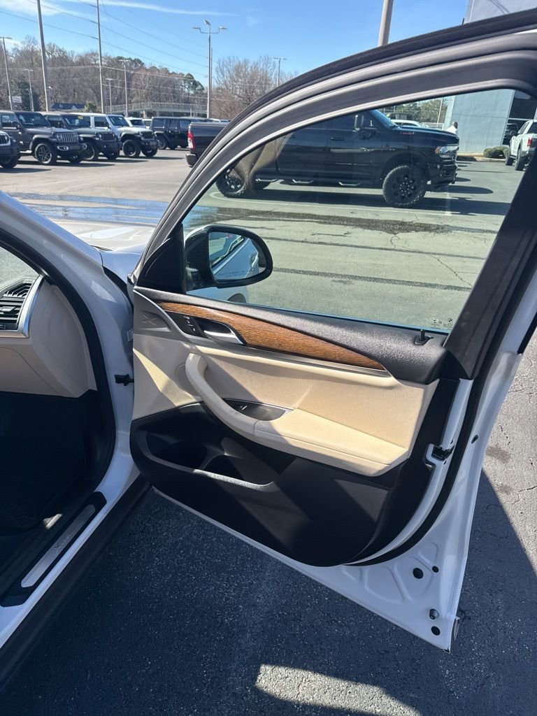 Used 2019 BMW X3 sDrive30i w/ Driving Assistance Package image 39