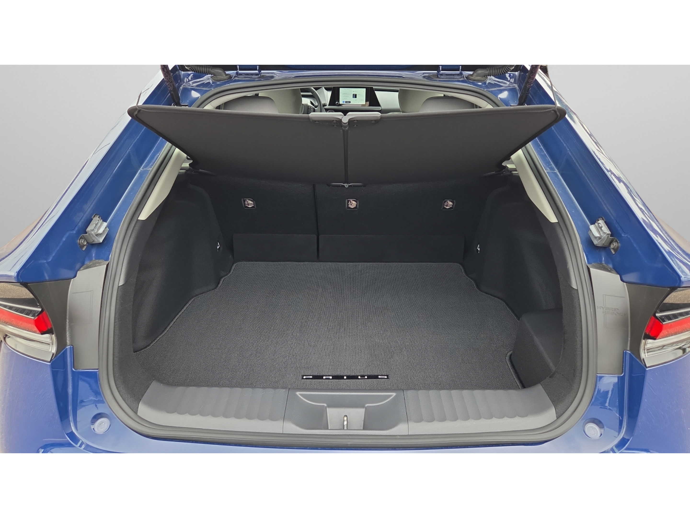 Certified 2025 Toyota Prius LE FWD image 9