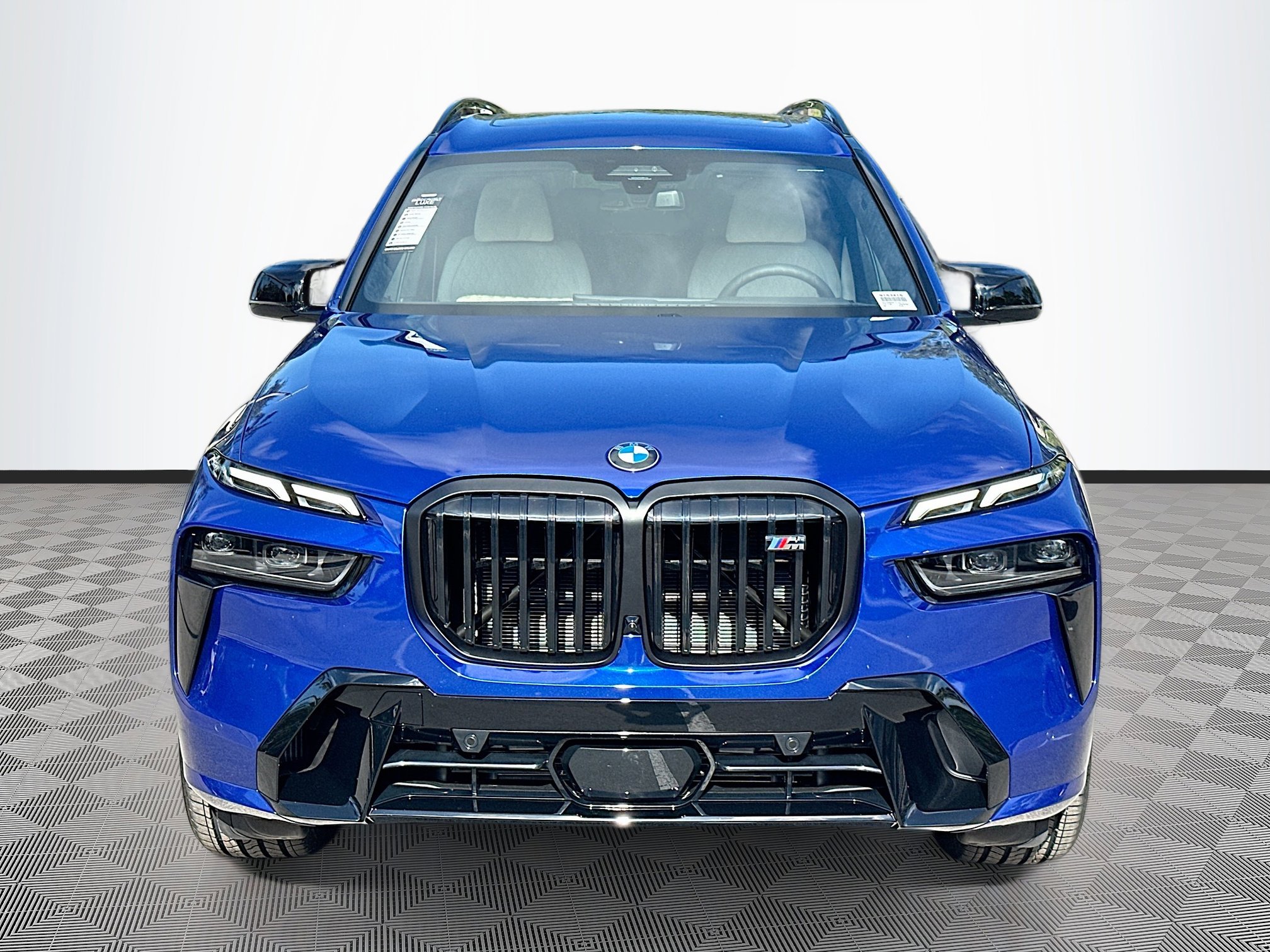 New 2026 BMW X7 M60i image 2
