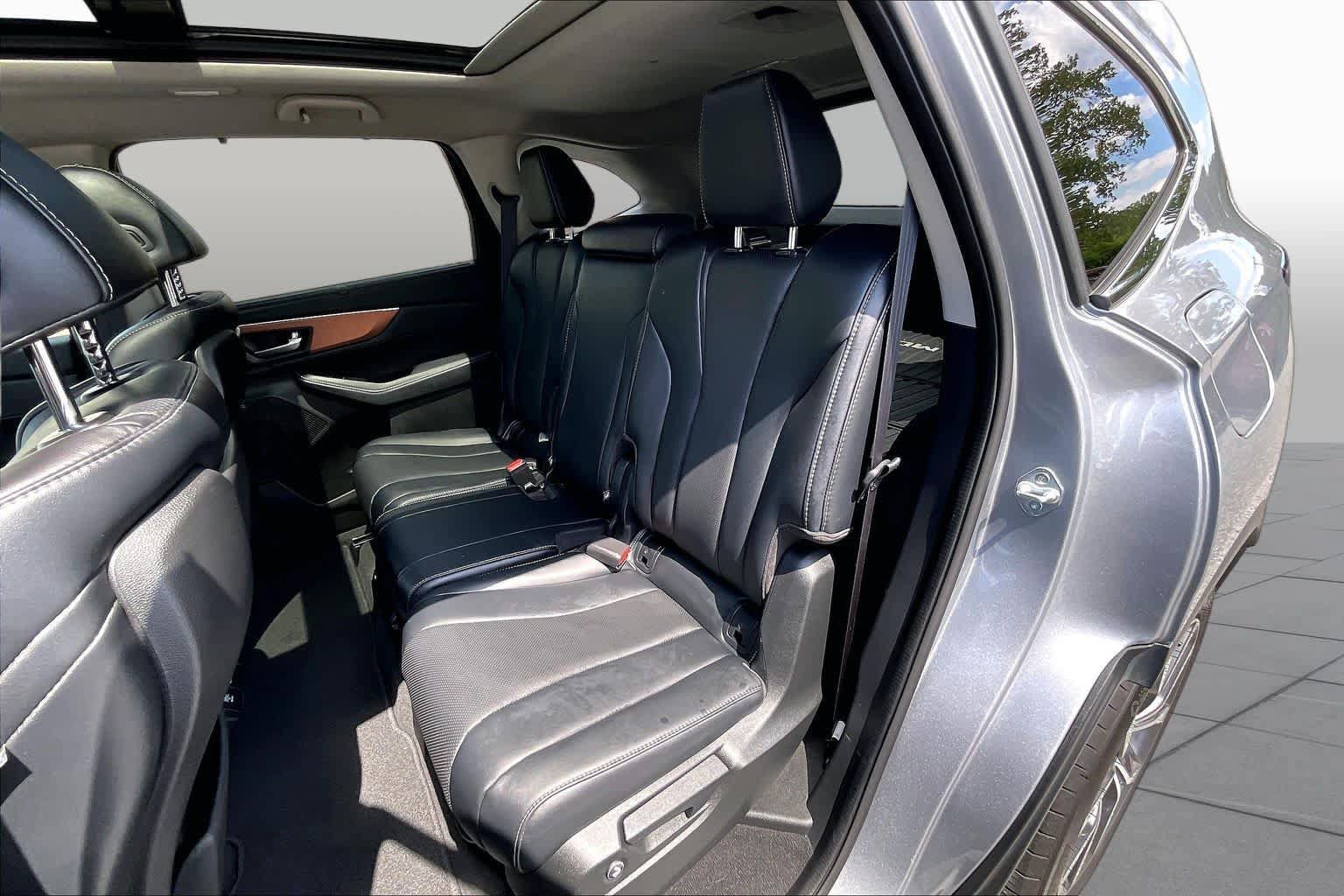 Used 2022 Acura MDX w/ Technology Package AWD/4WD image 20