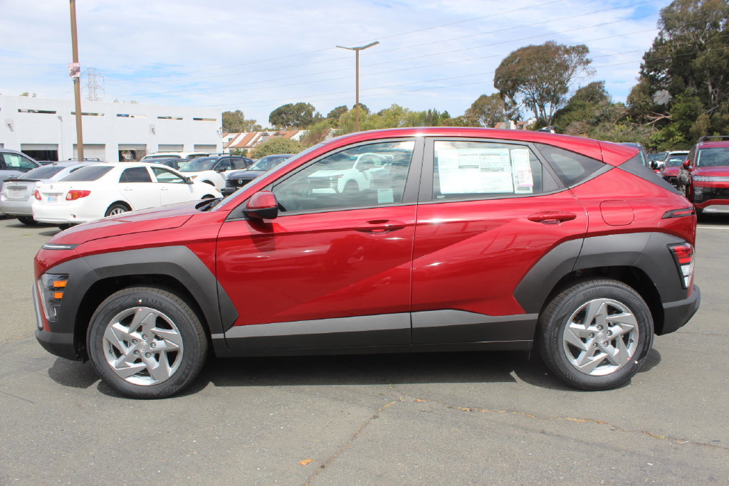 New 2026 Hyundai Kona SE FWD image 2