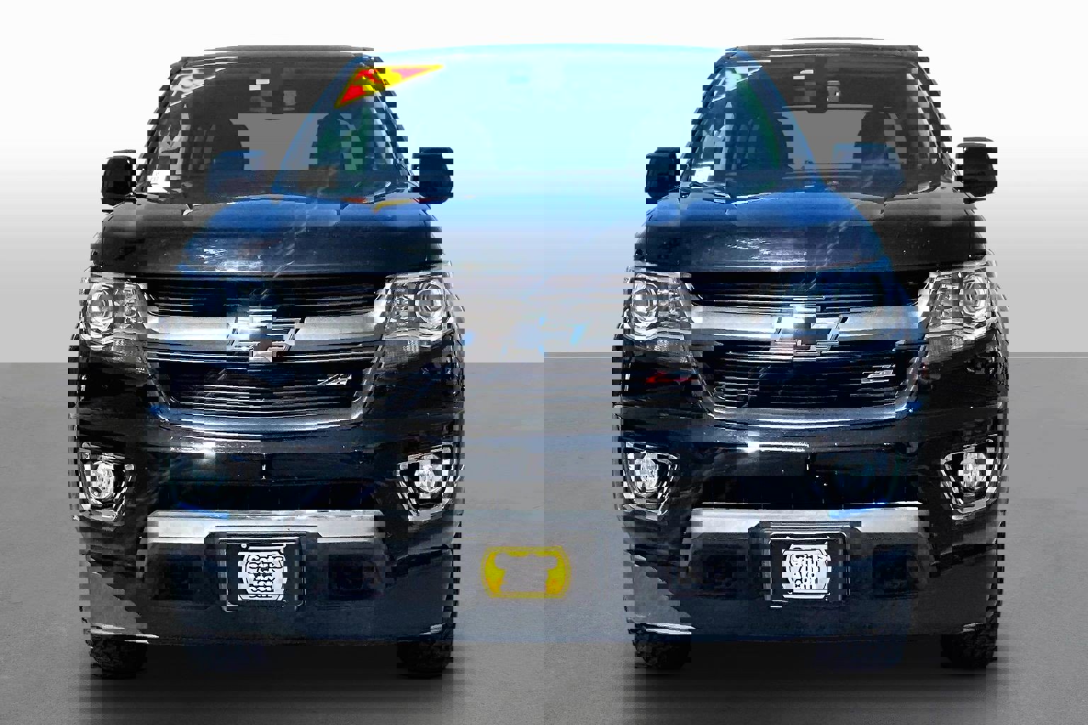 Used 2015 Chevrolet Colorado Z71 AWD/4WD image 3