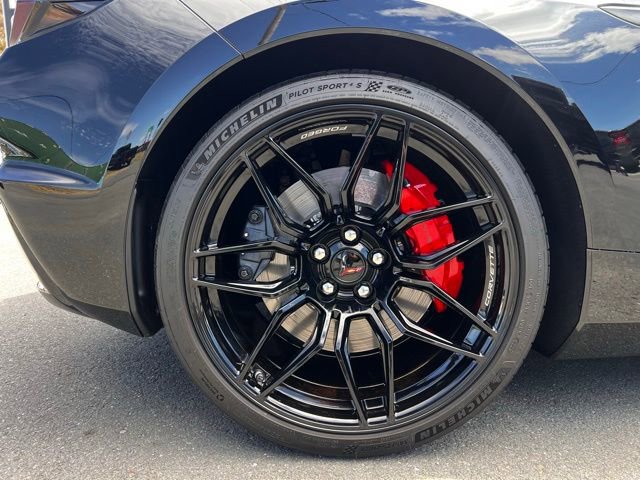 Used 2025 Chevrolet Corvette Z06 image 6