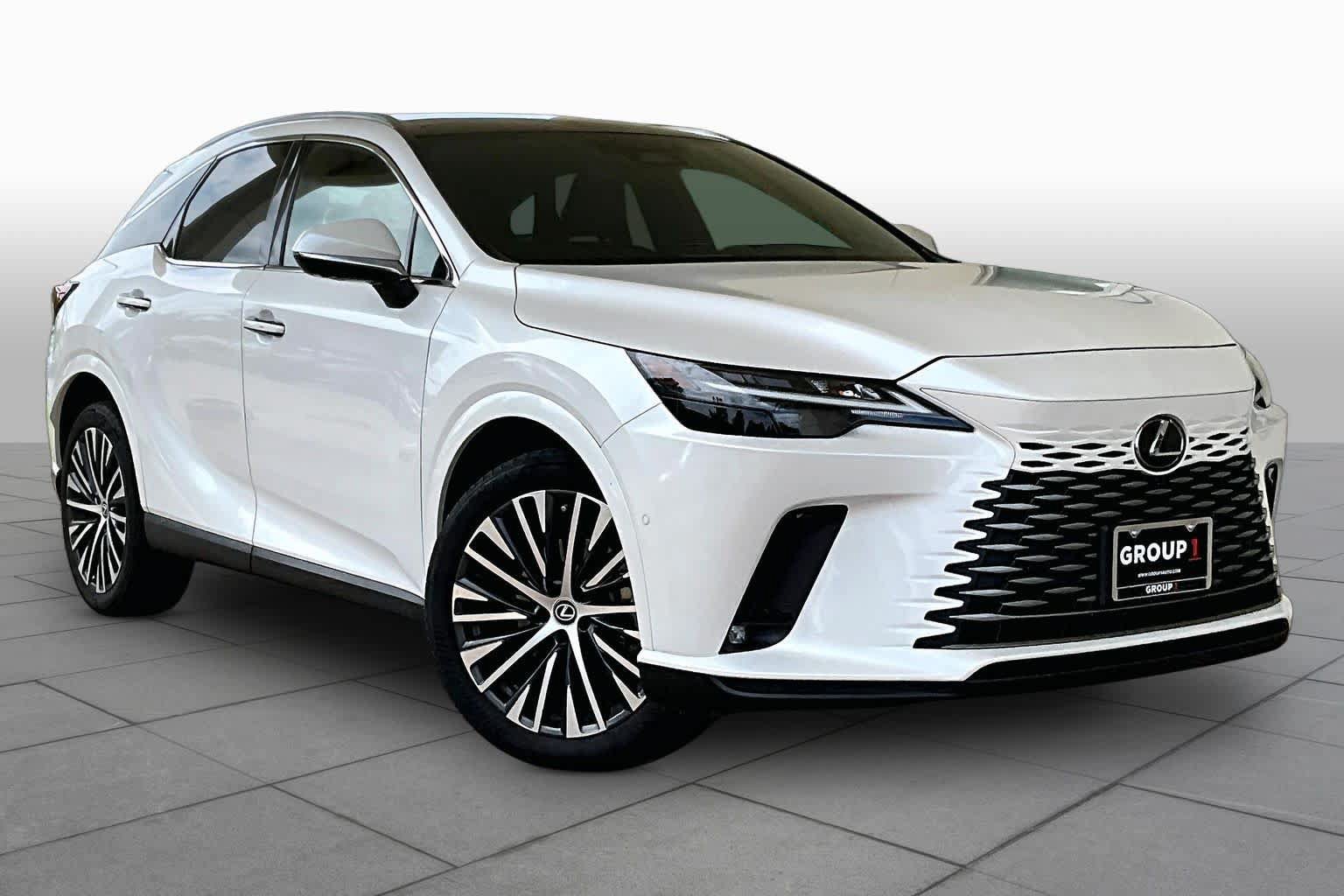 Used 2023 Lexus RX 350 Premium Plus w/ Cold Area Package FWD image 3