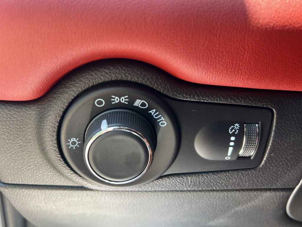 Used 2021 Dodge Durango SRT Hellcat w/ Premium Interior Group AWD/4WD image 34