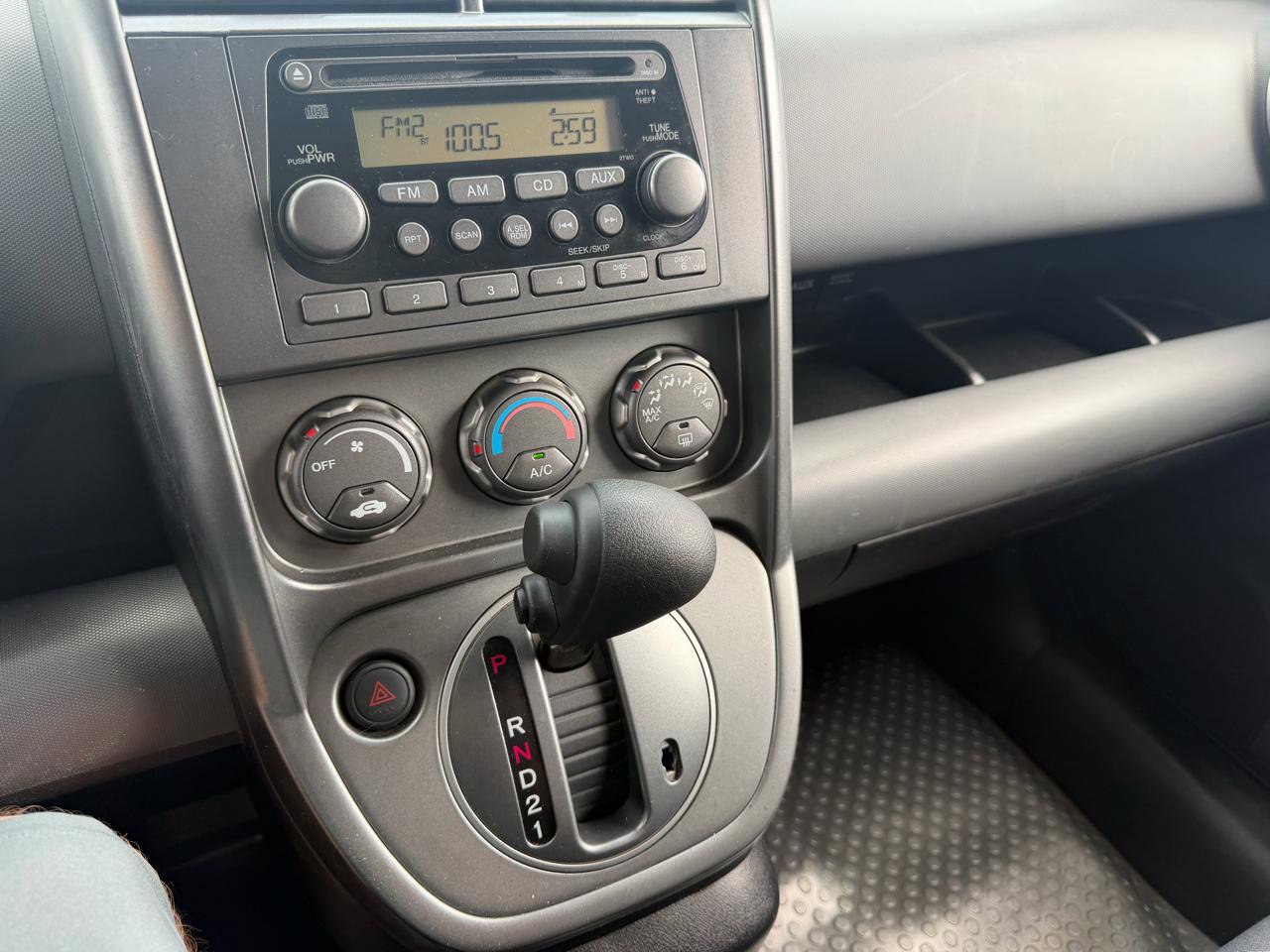 Used 2003 Honda Element EX image 11