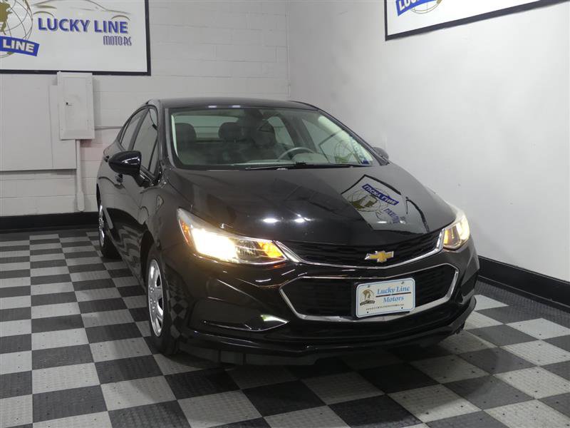 Used 2018 Chevrolet Cruze LS FWD image 5