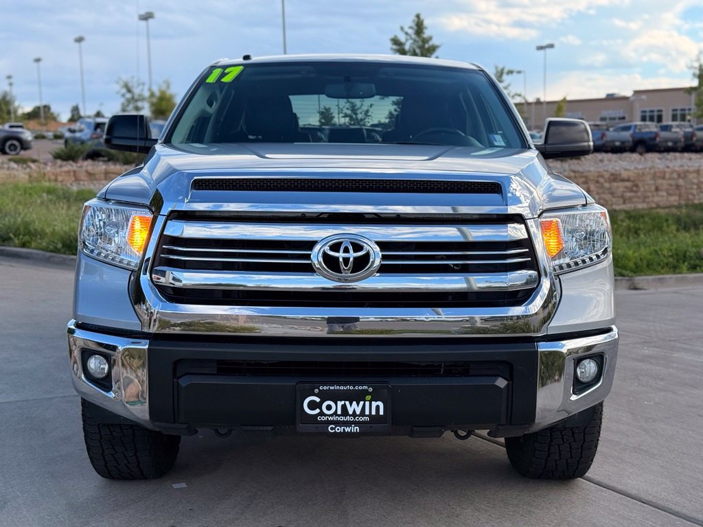 Used 2017 Toyota Tundra SR5 w/ SR5 Upgrade Package RWD image 2