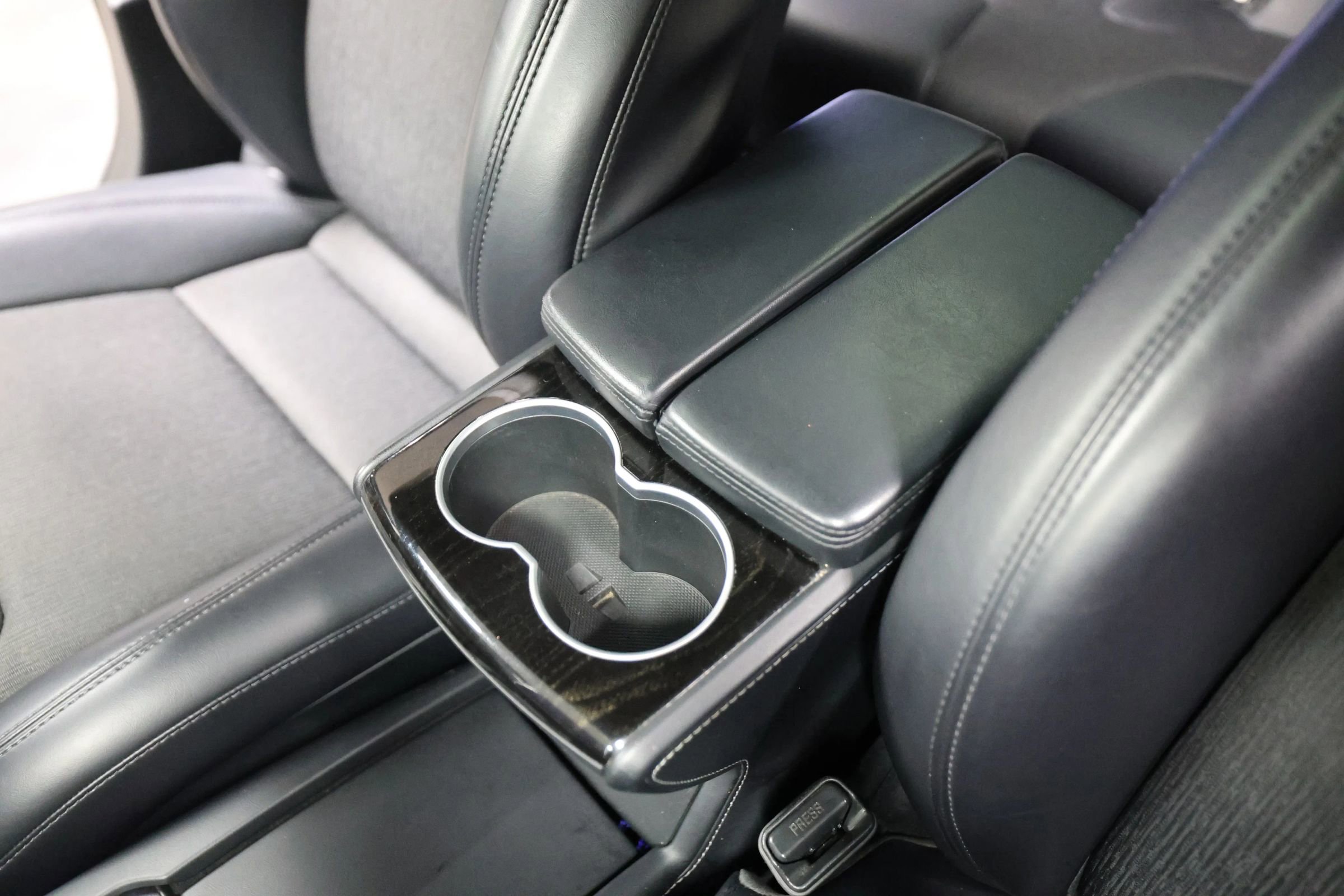 Used 2017 Tesla Model S 90D image 30