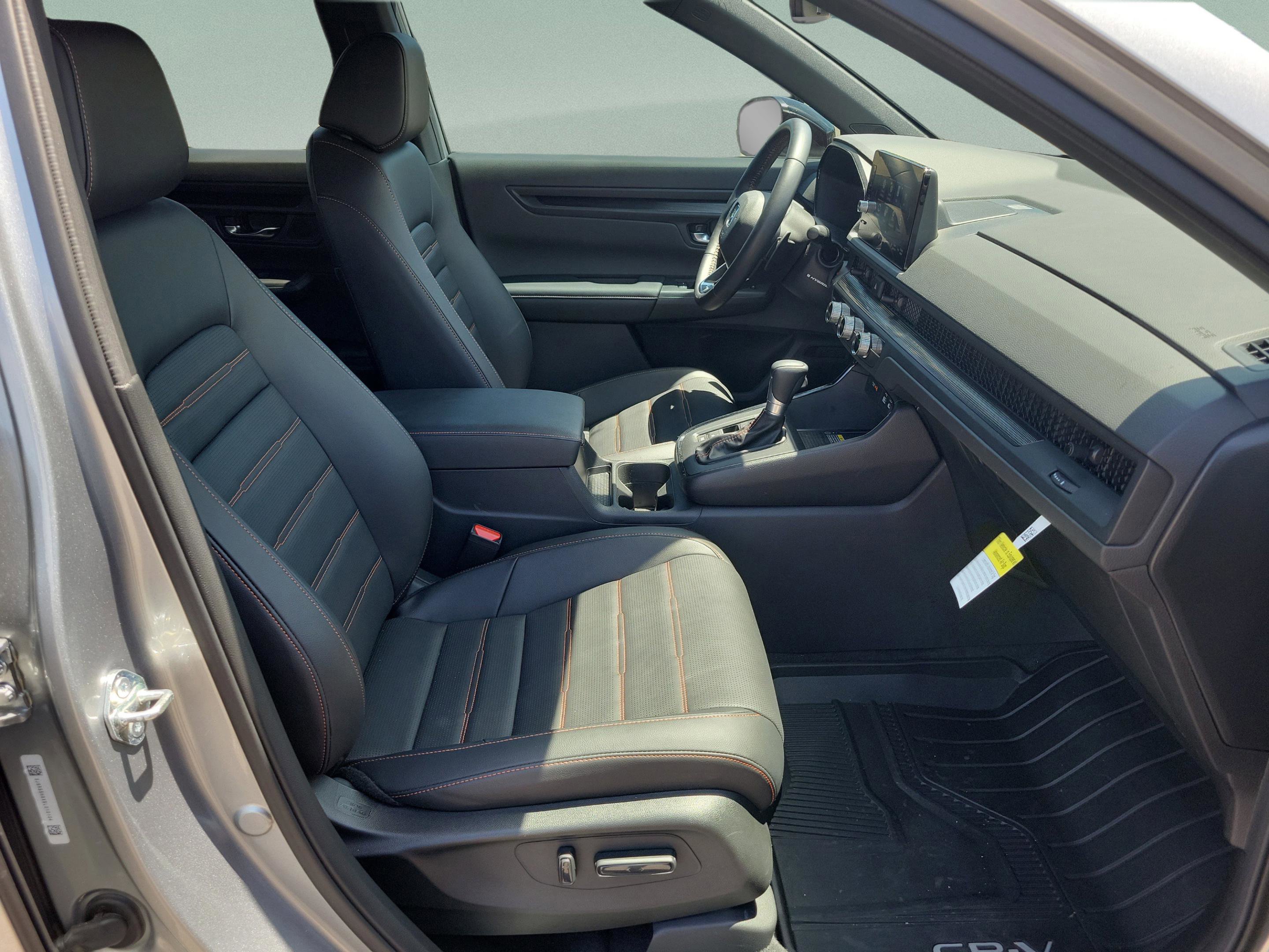 Used 2025 Honda CR-V Sport-L image 18