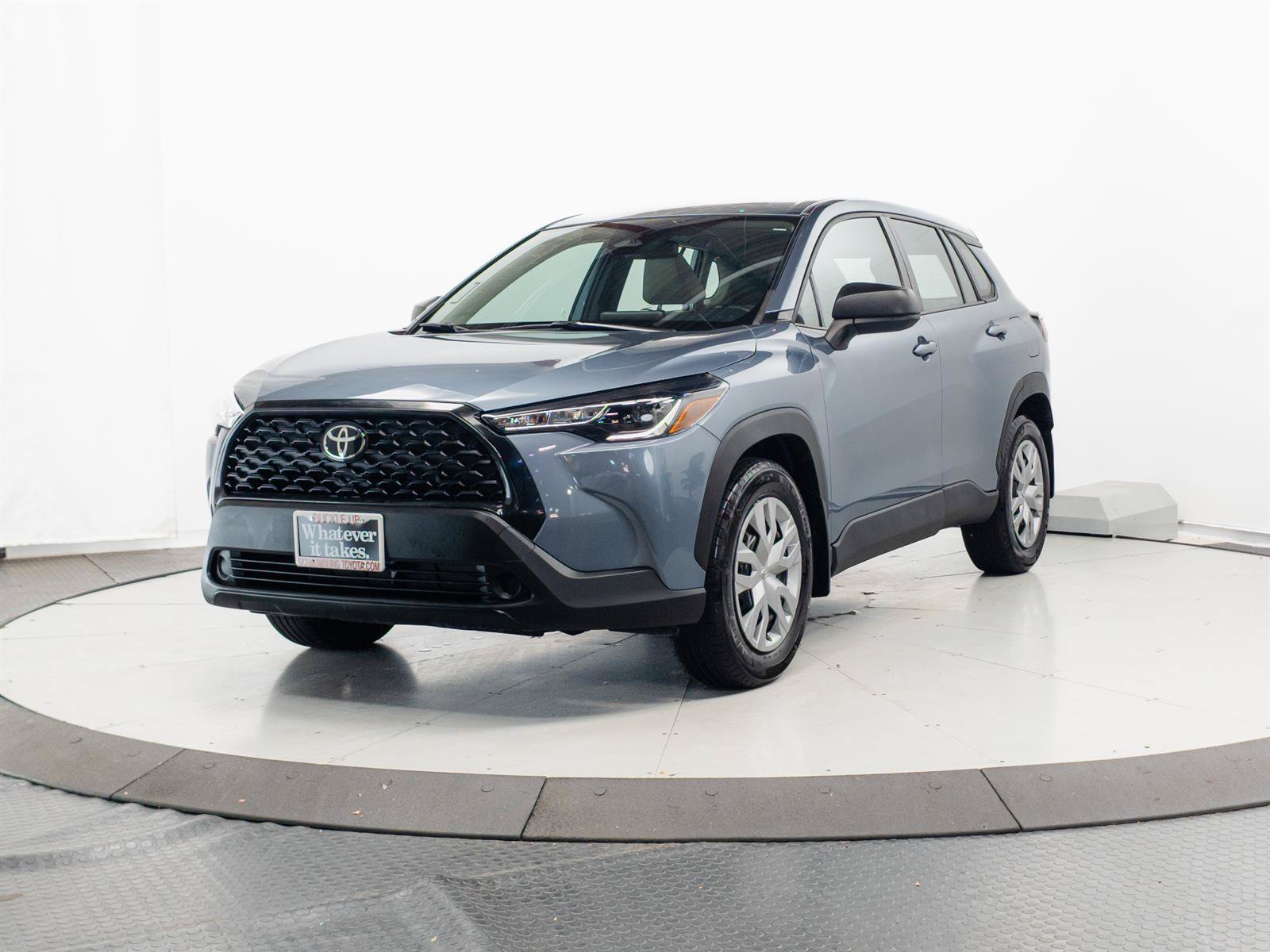 Certified 2023 Toyota Corolla Cross L AWD/4WD video 3