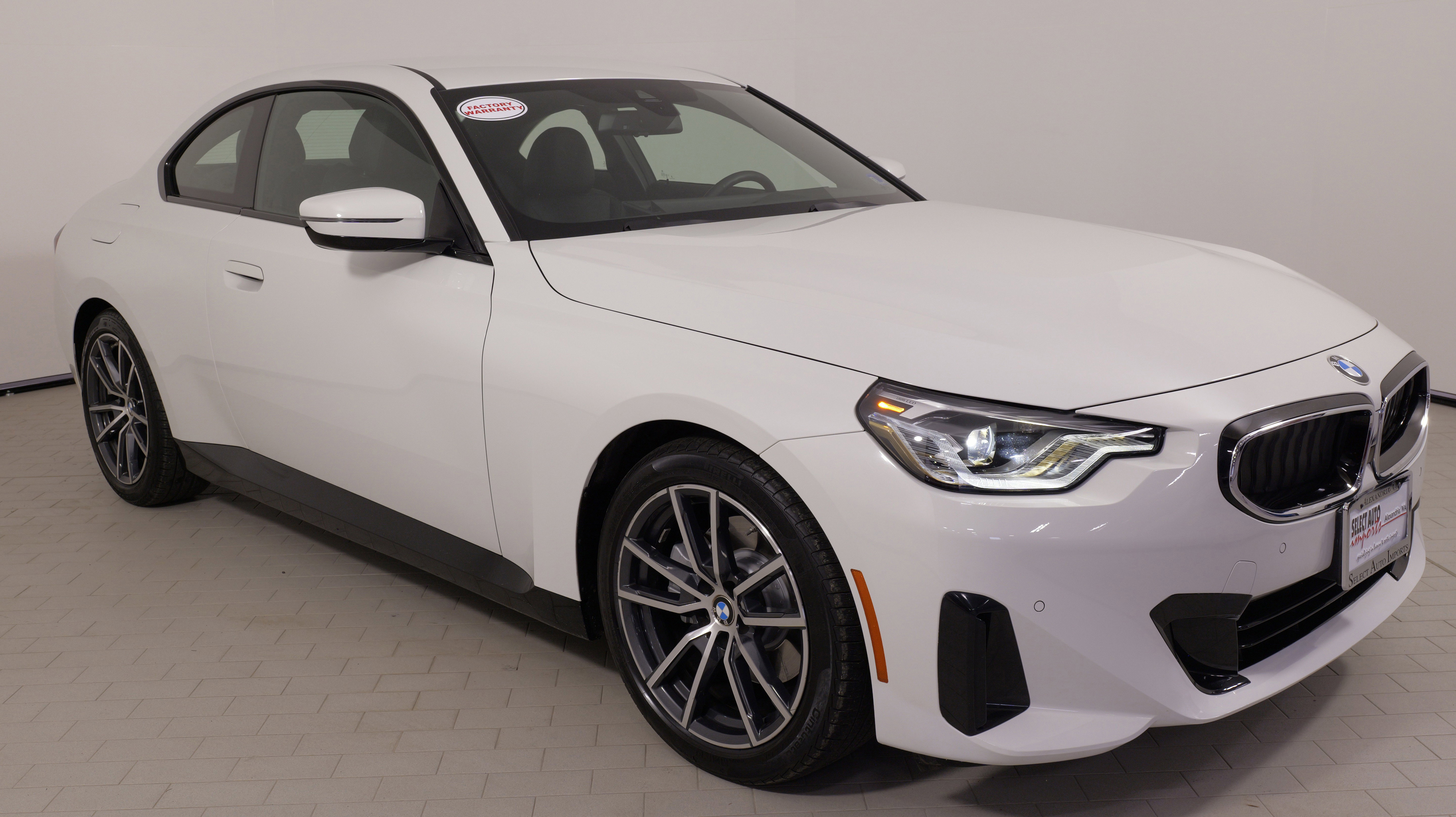 Used 2023 BMW 230i xDrive Coupe image 7