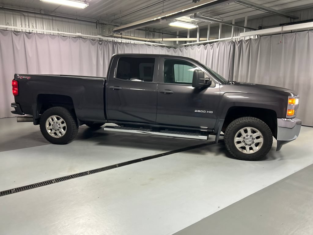 Used 2015 Chevrolet Silverado 2500 LT AWD/4WD image 8