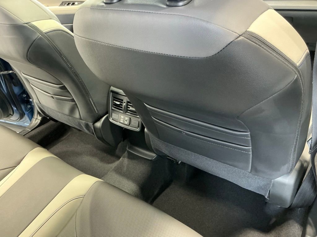 Used 2025 Subaru Forester Limited w/ Popular Package #1 AWD/4WD image 19