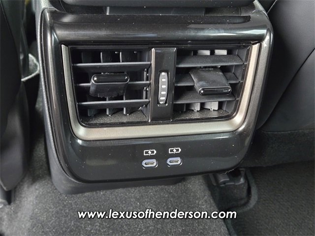 Used 2025 Toyota Crown Signia image 13