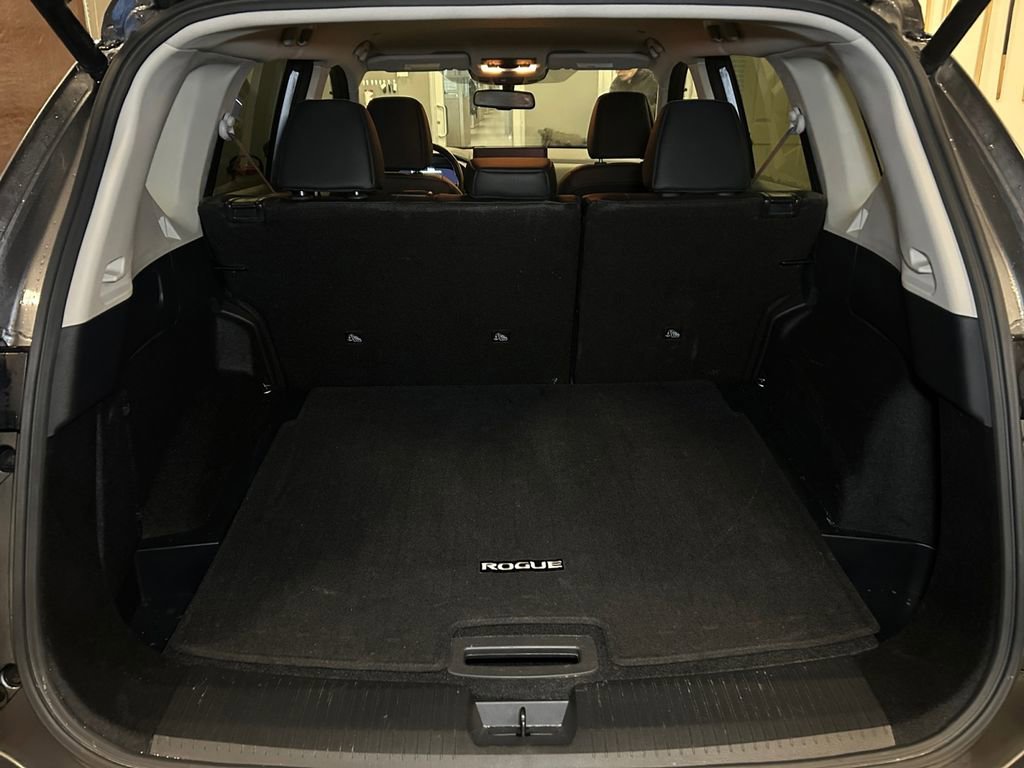 Used 2026 Nissan Rogue SL image 18