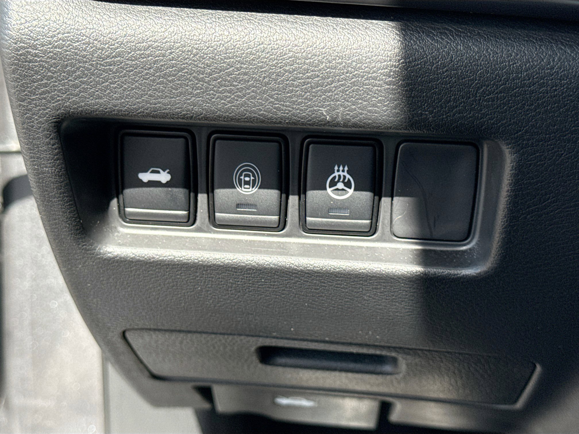 Used 2023 Nissan Maxima SR w/ Sport Mat Group image 34