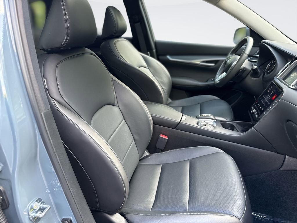 Used 2025 INFINITI QX50 Luxe AWD/4WD image 25