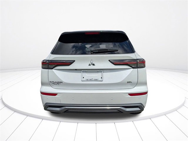 New 2025 Mitsubishi Outlander SEL image 4