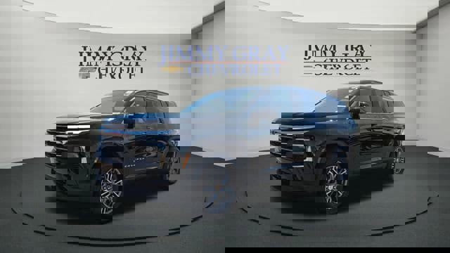 New 2026 Chevrolet Traverse LT w/ Driver Confidence Package image 1