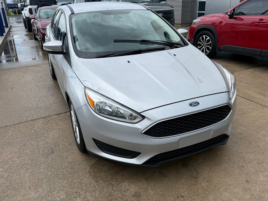 Certified 2017 Ford Focus SE image 3