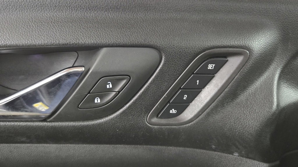 Used 2018 GMC Acadia Denali w/ LPO, Cargo Package image 16