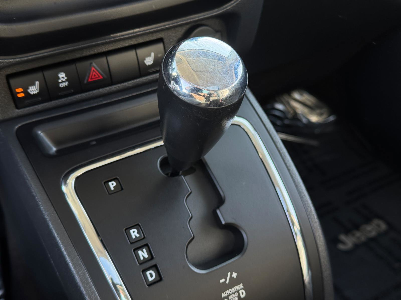 Used 2015 Jeep Patriot High Altitude image 18