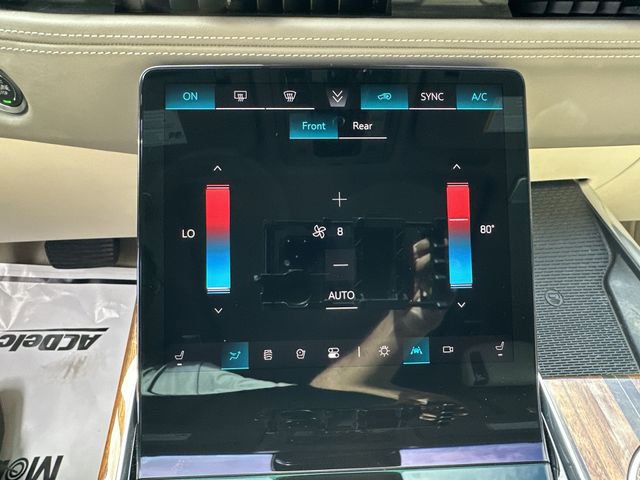 Certified 2025 Cadillac Escalade Premium Luxury Platinum image 27