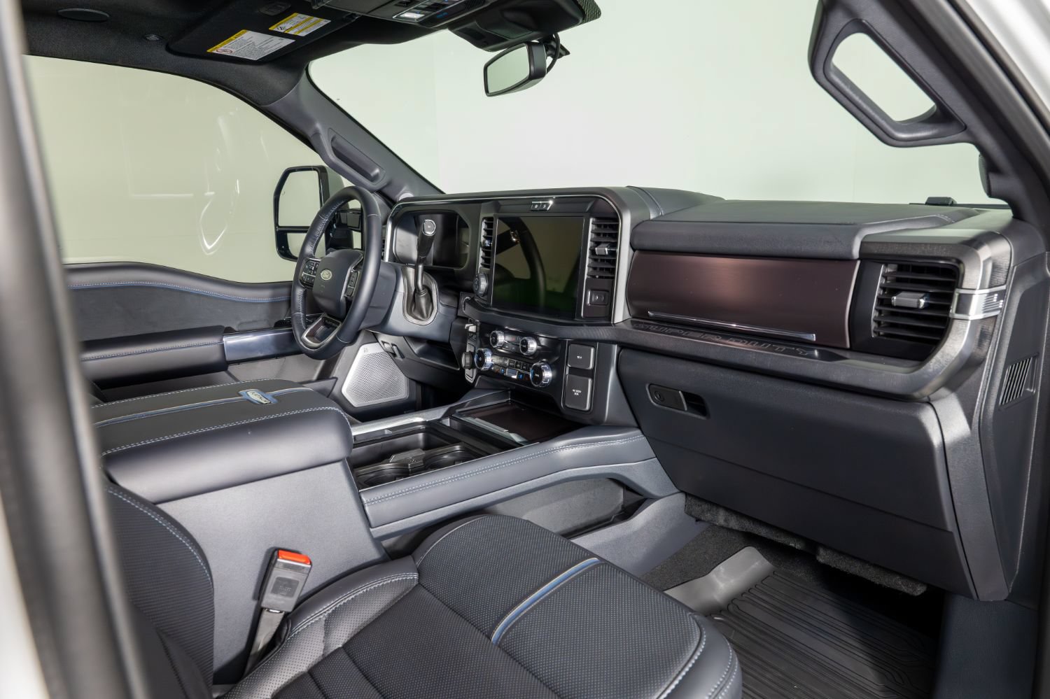 Used 2026 Ford F350 Platinum AWD/4WD image 24