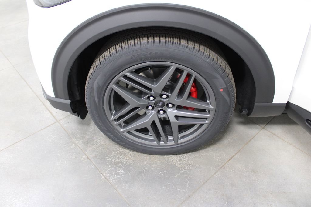 New 2026 Ford Explorer ST w/ Sun And Sound Package image 57