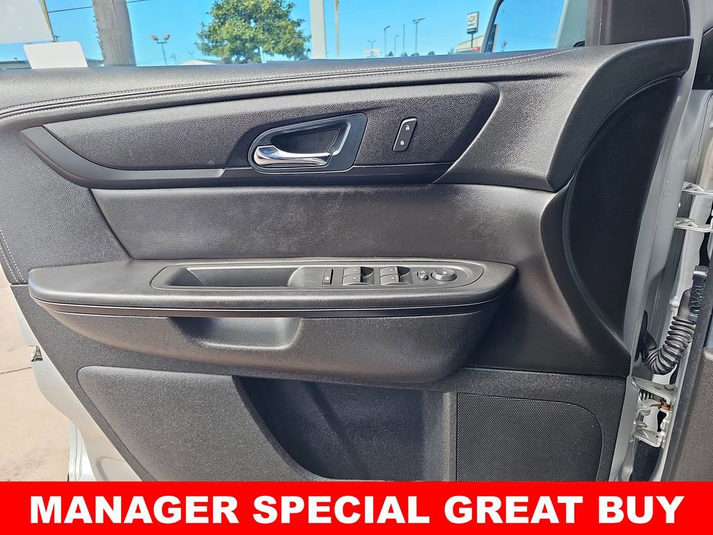 Used 2016 Chevrolet Traverse LT FWD image 27