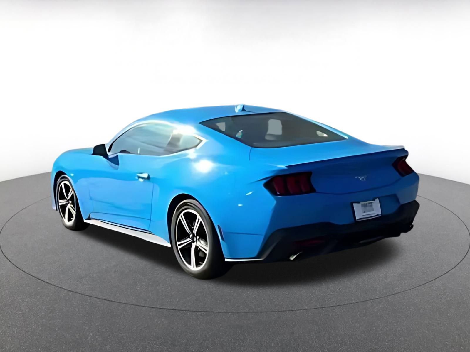 Used 2024 Ford Mustang Premium image 15