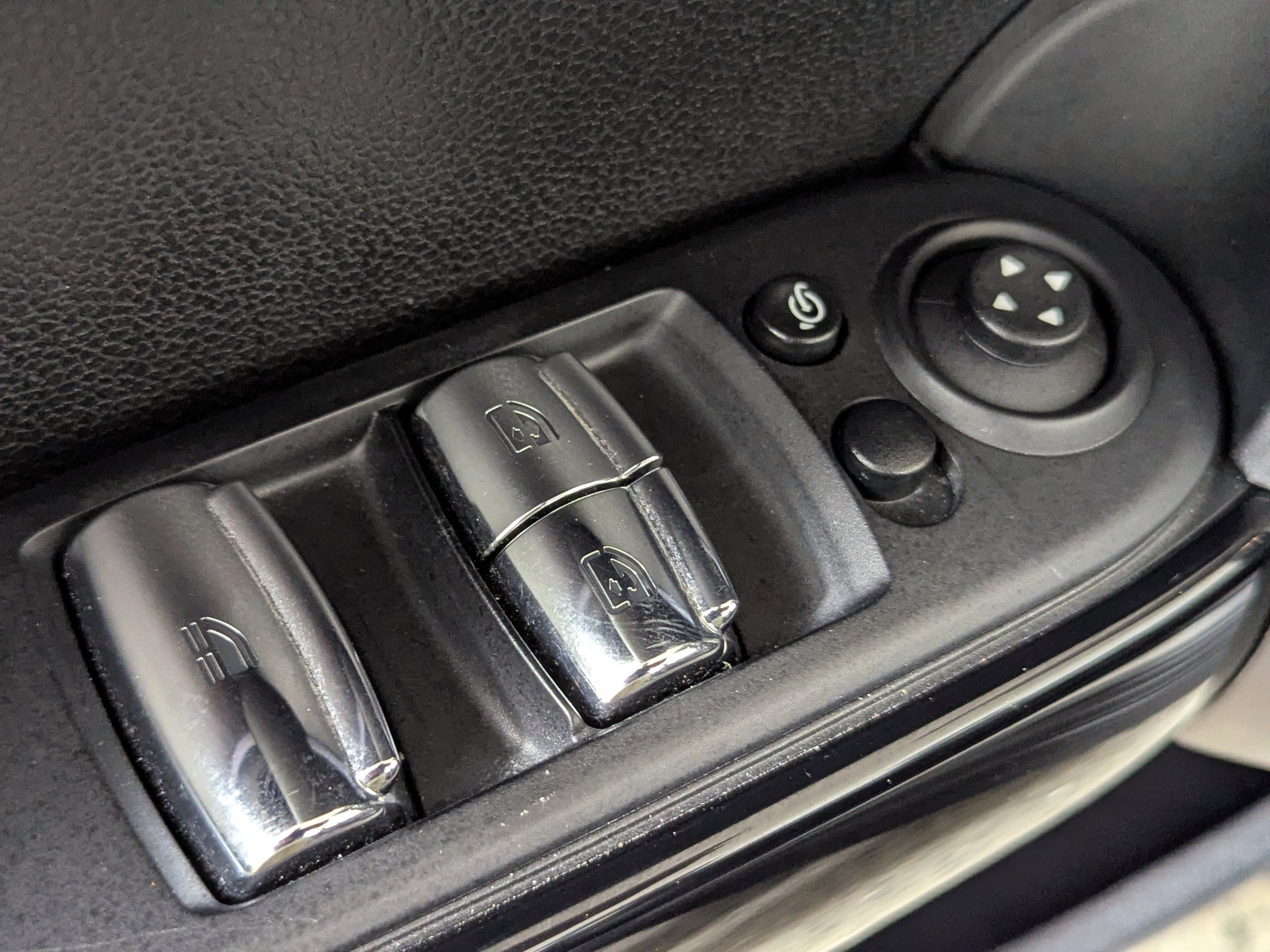 Used 2024 MINI Cooper S image 25