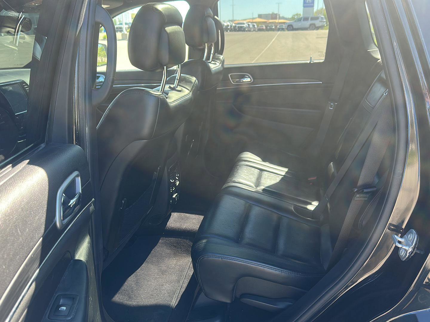 Used 2019 Jeep Grand Cherokee Limited w/ Luxury Group II AWD/4WD image 22