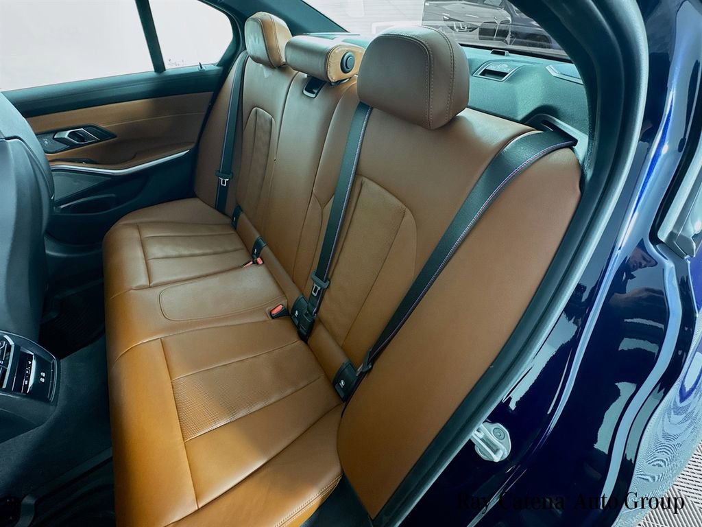 Used 2025 BMW M3 w/ M Carbon Exterior Package image 25