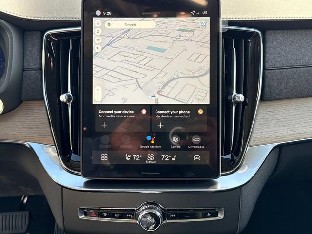 New 2026 Volvo XC90 B5 Plus w/ Protection Package Premier image 28