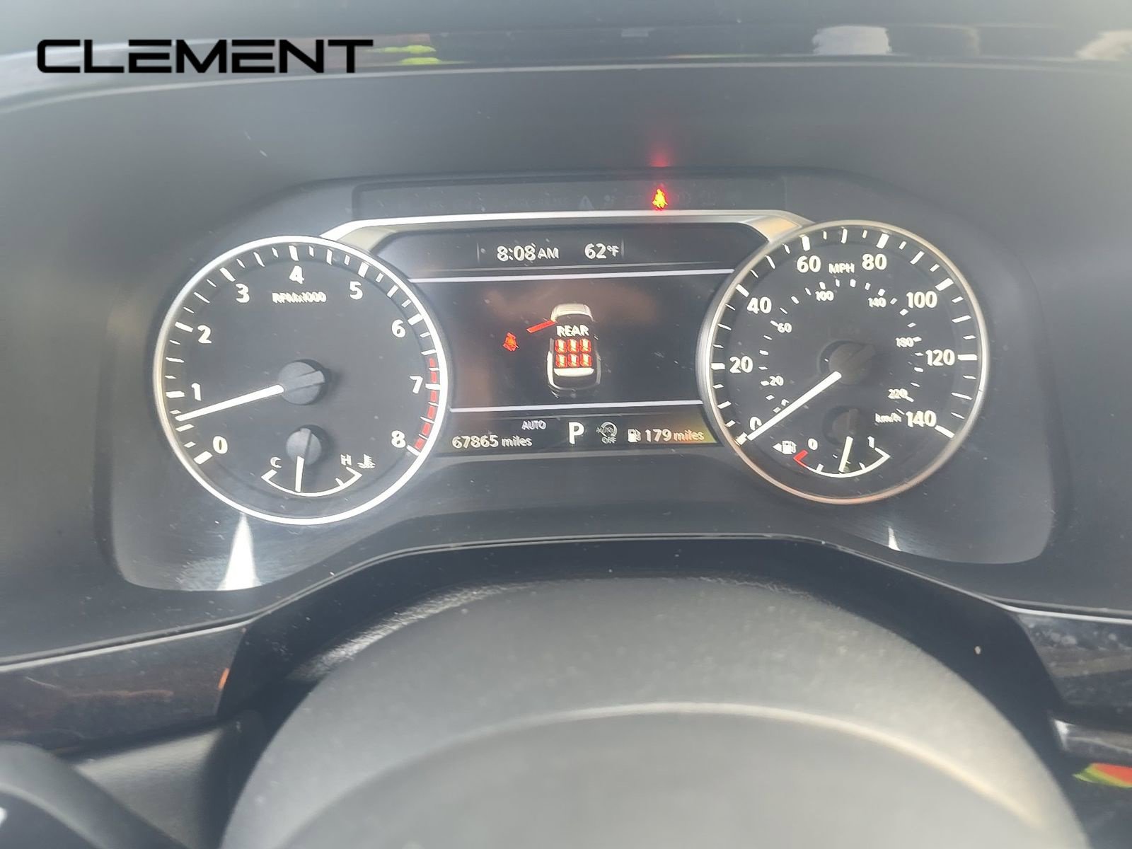 Used 2024 Nissan Pathfinder SV AWD/4WD image 3