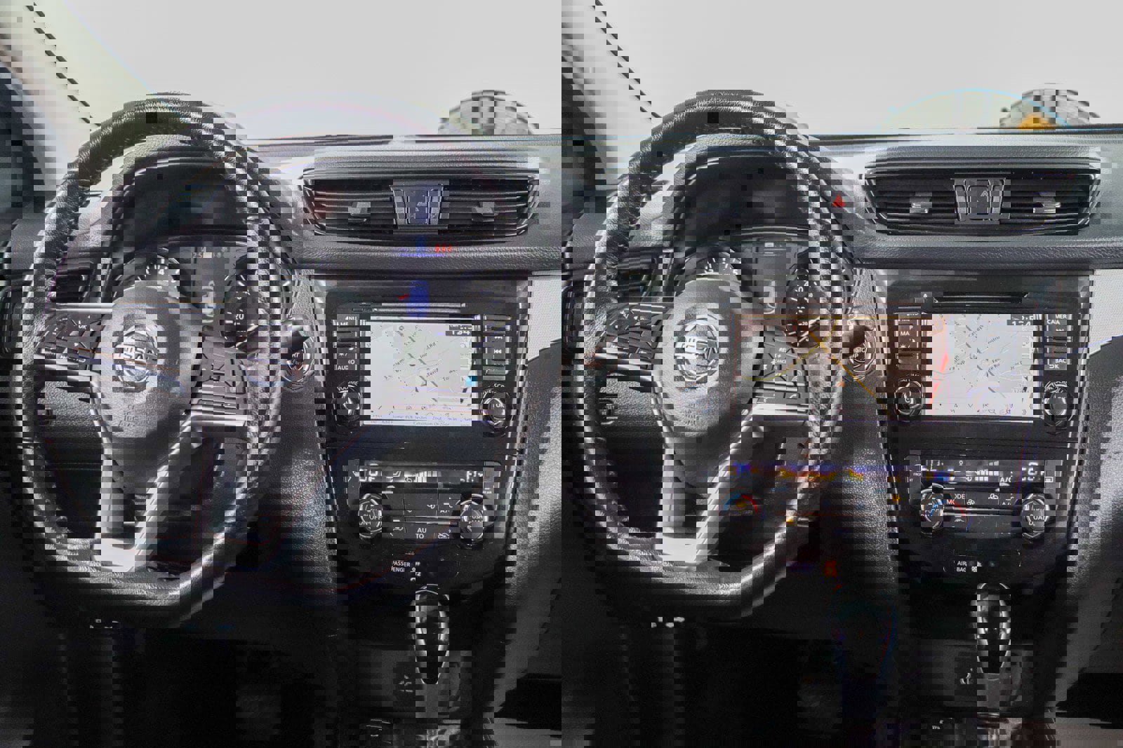 Used 2020 Nissan Rogue Sport SL image 17