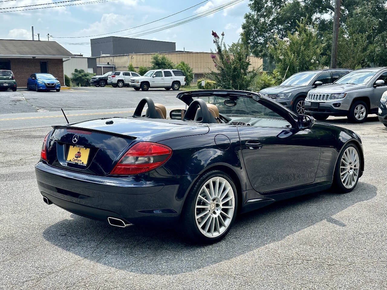 Used 2011 Mercedes-Benz SLK 350 w/ Multimedia Pkg image 7