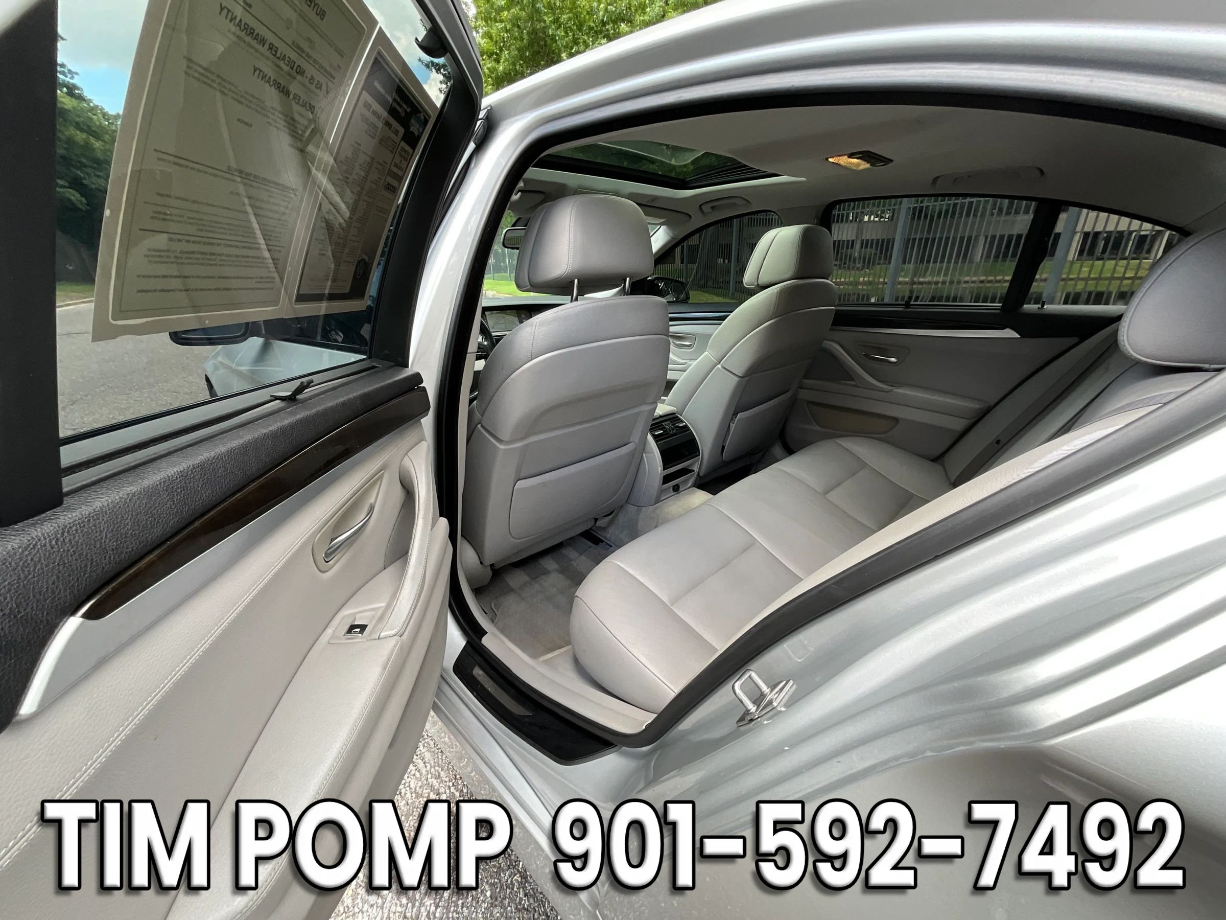 Used 2011 BMW 550i Sedan RWD image 12