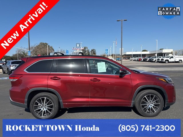 Used 2017 Toyota Highlander SE image 7