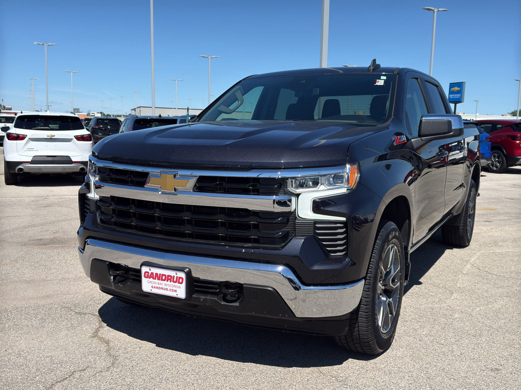 Certified 2022 Chevrolet Silverado 1500 LT AWD/4WD image 2