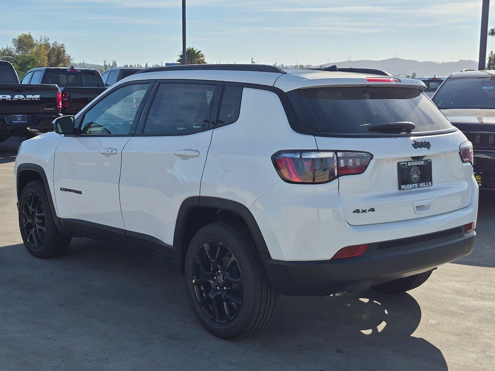 New 2026 Jeep Compass Latitude AWD/4WD image 4