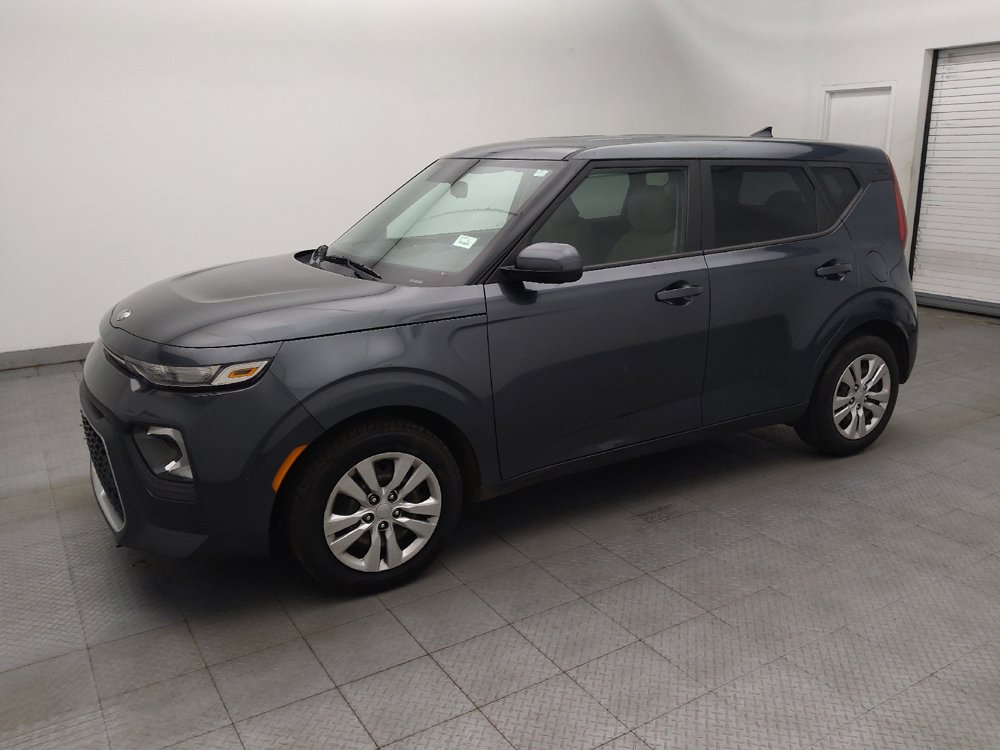 Used 2020 Kia Soul LX FWD image 2